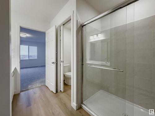 5125 Kinney Way, Edmonton, AB - Indoor Photo Showing Bathroom