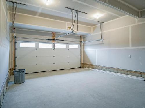 5125 Kinney Way, Edmonton, AB - Indoor Photo Showing Garage