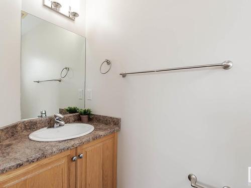 10313 157 Street, Edmonton, AB - Indoor Photo Showing Bathroom