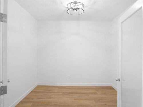 1607 27 Street, Edmonton, AB - Indoor Photo Showing Other Room