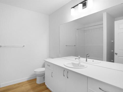 1607 27 Street, Edmonton, AB - Indoor Photo Showing Bathroom