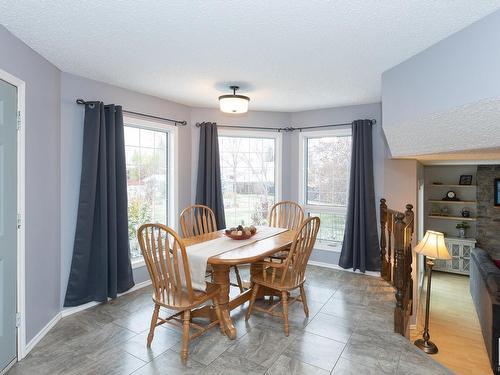 10627 108 Street, Westlock, AB - Indoor Photo Showing Dining Room