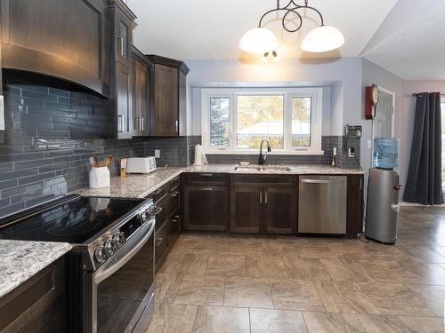 10627 108 Street, Westlock, AB - Indoor Photo Showing Kitchen