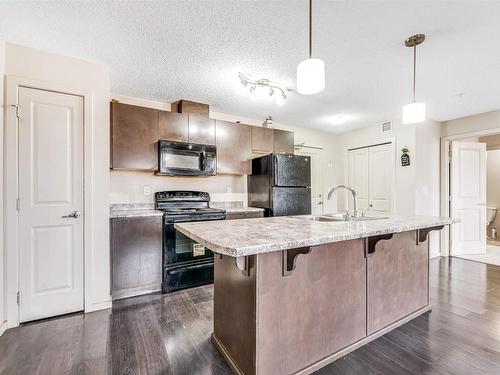 117 3357 16A Avenue, Edmonton, AB - Indoor Photo Showing Kitchen