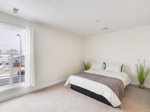 2306 151 Av Nw Nw, Edmonton, AB 