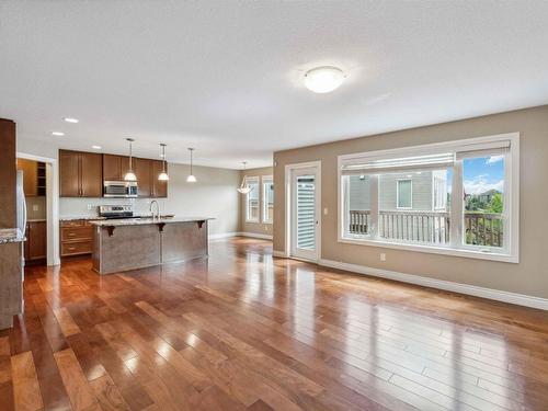 12231 170 Avenue, Edmonton, AB - Indoor Photo Showing Kitchen