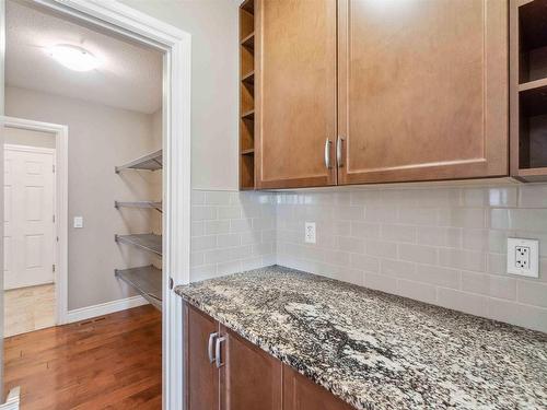 12231 170 Avenue, Edmonton, AB - Indoor Photo Showing Kitchen