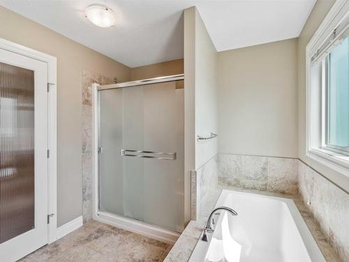 12231 170 Avenue, Edmonton, AB - Indoor Photo Showing Bathroom