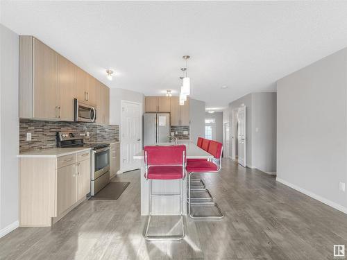 2320 68 Street Sw, Edmonton, AB - Indoor Photo Showing Kitchen With Upgraded Kitchen