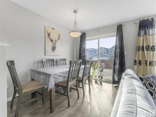 2320 68 Street Sw, Edmonton, AB - Indoor Photo Showing Dining Room