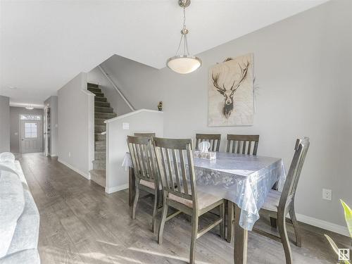 2320 68 Street Sw, Edmonton, AB - Indoor Photo Showing Dining Room