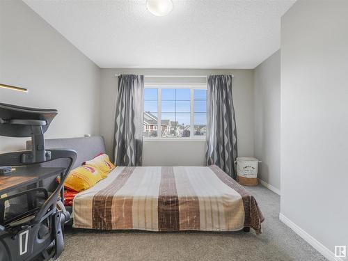 2320 68 Street Sw, Edmonton, AB - Indoor Photo Showing Bedroom