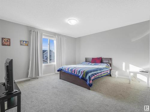 2320 68 Street Sw, Edmonton, AB - Indoor Photo Showing Bedroom