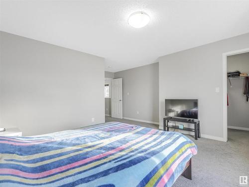 2320 68 Street Sw, Edmonton, AB - Indoor Photo Showing Bedroom