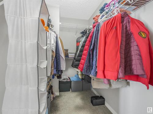 2320 68 Street Sw, Edmonton, AB - Indoor With Storage