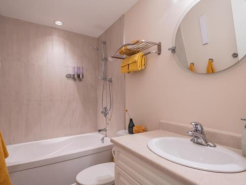 12 Kingsborough Court, St. Albert, AB - Indoor Photo Showing Bathroom