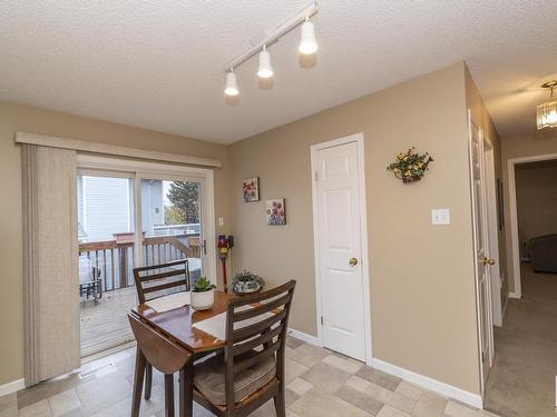 2 13217 155 Avenue, Edmonton, AB - Indoor Photo Showing Dining Room