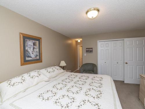 2 13217 155 Avenue, Edmonton, AB - Indoor Photo Showing Bedroom