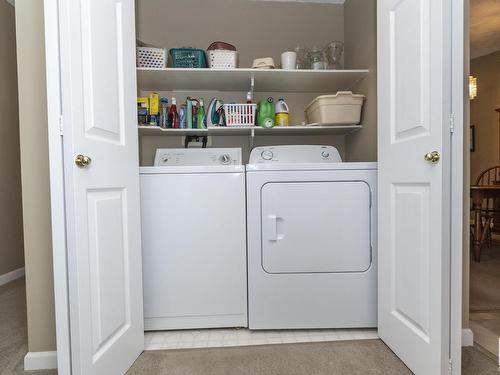 2 13217 155 Avenue, Edmonton, AB - Indoor Photo Showing Laundry Room