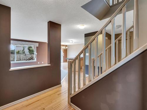 548 Leger Way, Edmonton, AB - Indoor Photo Showing Other Room