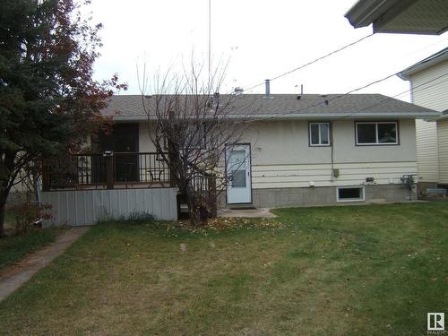 4226 49A St, Vegreville, AB 