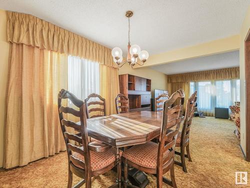 10206 173A Avenue, Edmonton, AB - Indoor Photo Showing Dining Room