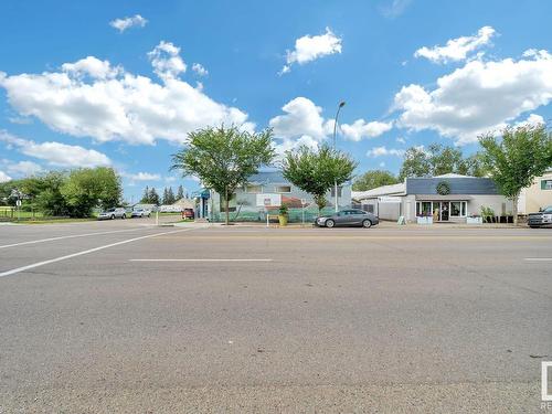 10130 100 Avenue, Morinville, AB 