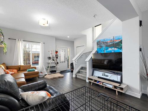 2 Southpointe Bv, Fort Saskatchewan, AB 