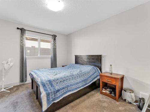 2104 27 St Nw Nw, Edmonton, AB 