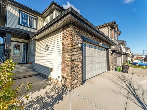 2104 27 St Nw Nw, Edmonton, AB 