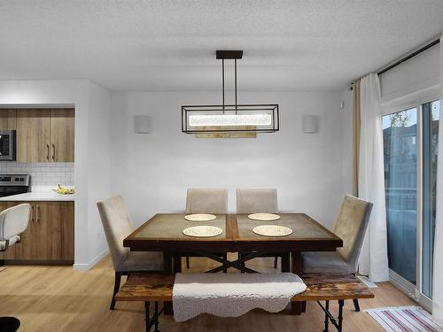 9516 227 Street, Edmonton, AB - Indoor Photo Showing Dining Room