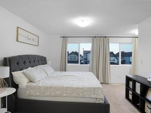 9516 227 Street, Edmonton, AB - Indoor Photo Showing Bedroom