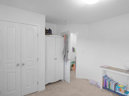 9516 227 Street, Edmonton, AB - Indoor