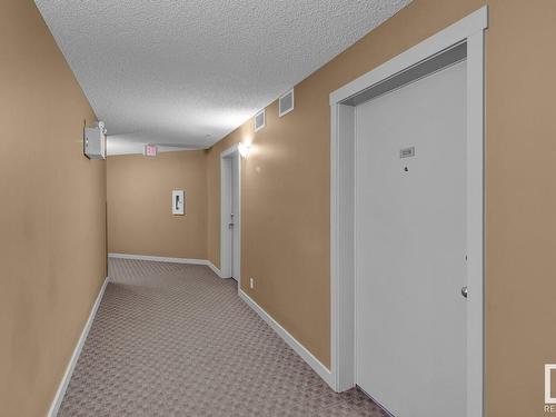 #109 5390 Chappelle Rd, Edmonton, AB - Indoor Photo Showing Other Room