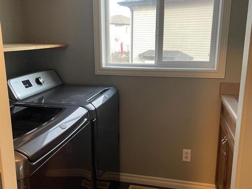 9614 82 Avenue, Morinville, AB - Indoor Photo Showing Laundry Room