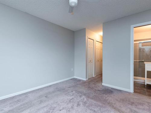 Edmonton, AB - Indoor Photo Showing Other Room