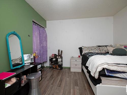 23 Bella Coola Drive, Leduc, AB - Indoor Photo Showing Bedroom