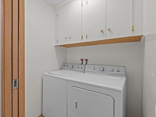 219 Knottwood Road Nw, Edmonton, AB - Indoor Photo Showing Laundry Room