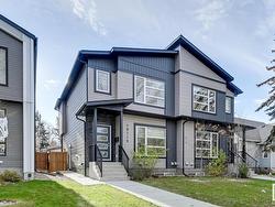 10715 66 AV NW  Edmonton, AB T6H 1X7