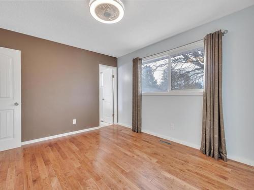 5714 52 St, Wetaskiwin, AB - Indoor Photo Showing Other Room