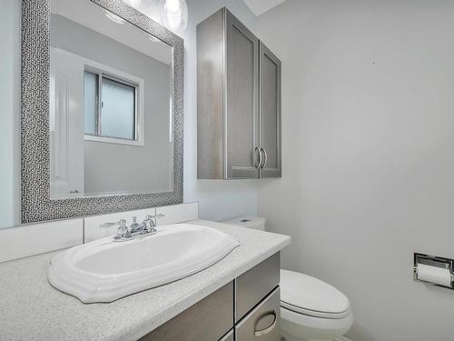 5714 52 St, Wetaskiwin, AB - Indoor Photo Showing Bathroom