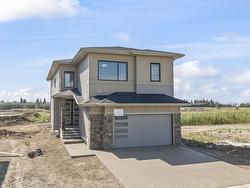 8404 MAYDAY LINK SW  Edmonton, AB T6X 0Y7