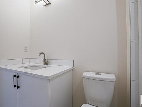 8 11 Dalton Link, Spruce Grove, AB - Indoor Photo Showing Bathroom