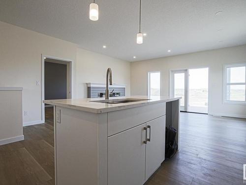 8 11 Dalton Link, Spruce Grove, AB - Indoor Photo Showing Kitchen