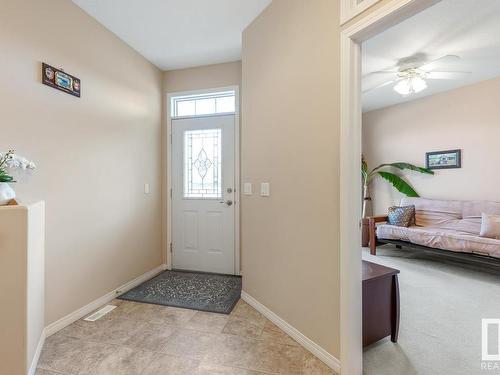 315 Ravine Villa(S), Leduc, AB - Indoor Photo Showing Other Room