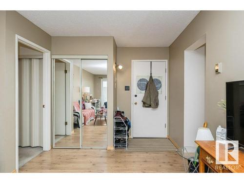 308 5125 Riverbend Road, Edmonton, AB - Indoor