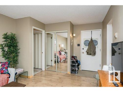 308 5125 Riverbend Road, Edmonton, AB - Indoor