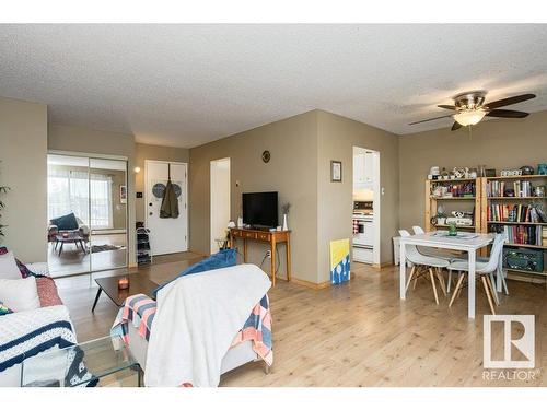 308 5125 Riverbend Road, Edmonton, AB - Indoor