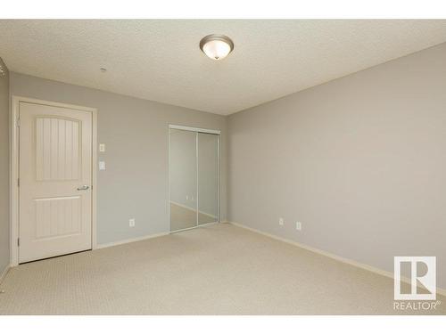 220 2098 Blackmud Creek Drive, Edmonton, AB - Indoor Photo Showing Other Room