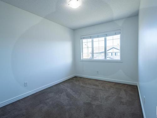 16808 40 Street, Edmonton, AB - Indoor Photo Showing Other Room